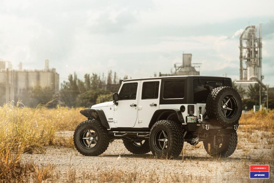  Jeep Wrangler Unlimited on Vossen Wheels (VWS-3) 2016 года  (фото 4 из 13)